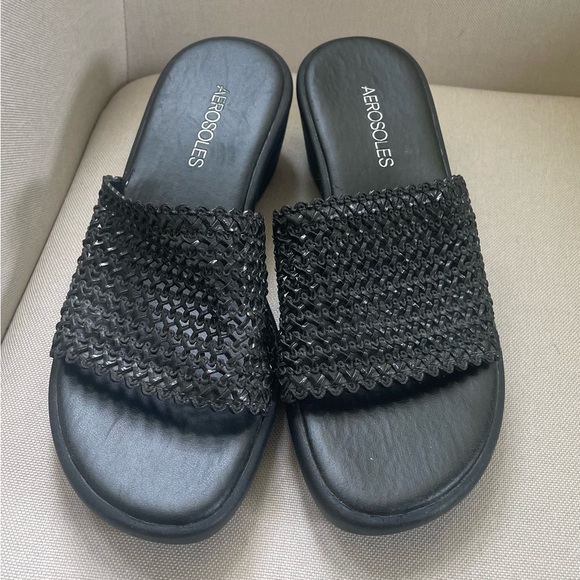 Aerosoles Women’s Black Wedge Sandal Size 7 Neutral Comfort Staple Wardrobe - Picture 1 of 6